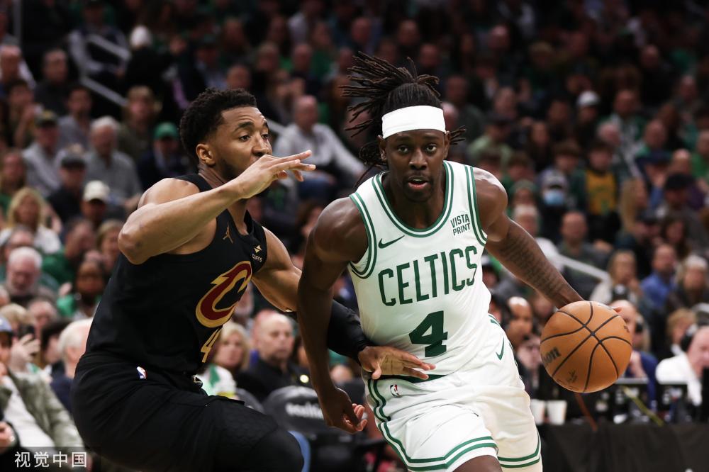 边锋却犹豫 边锋却犹豫