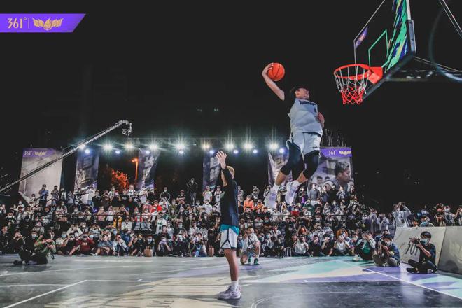 淘汰赛中 淘汰赛中