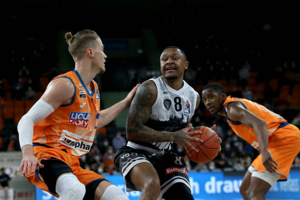 然而雷霆队 然而雷霆队